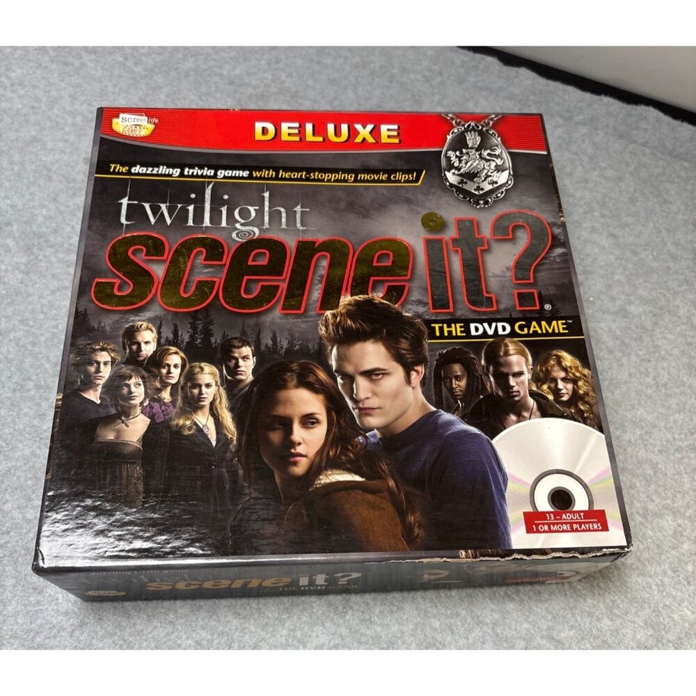 Twilight Scene It? Deluxe The DVD Game Fun Trivia for Fans 2009